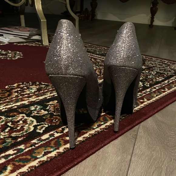 NWOB Charlotte Russe Glitter Classic Pump - Picture 6 of 8